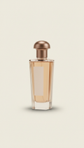 Perfume francés de autor en frasco de vidrio